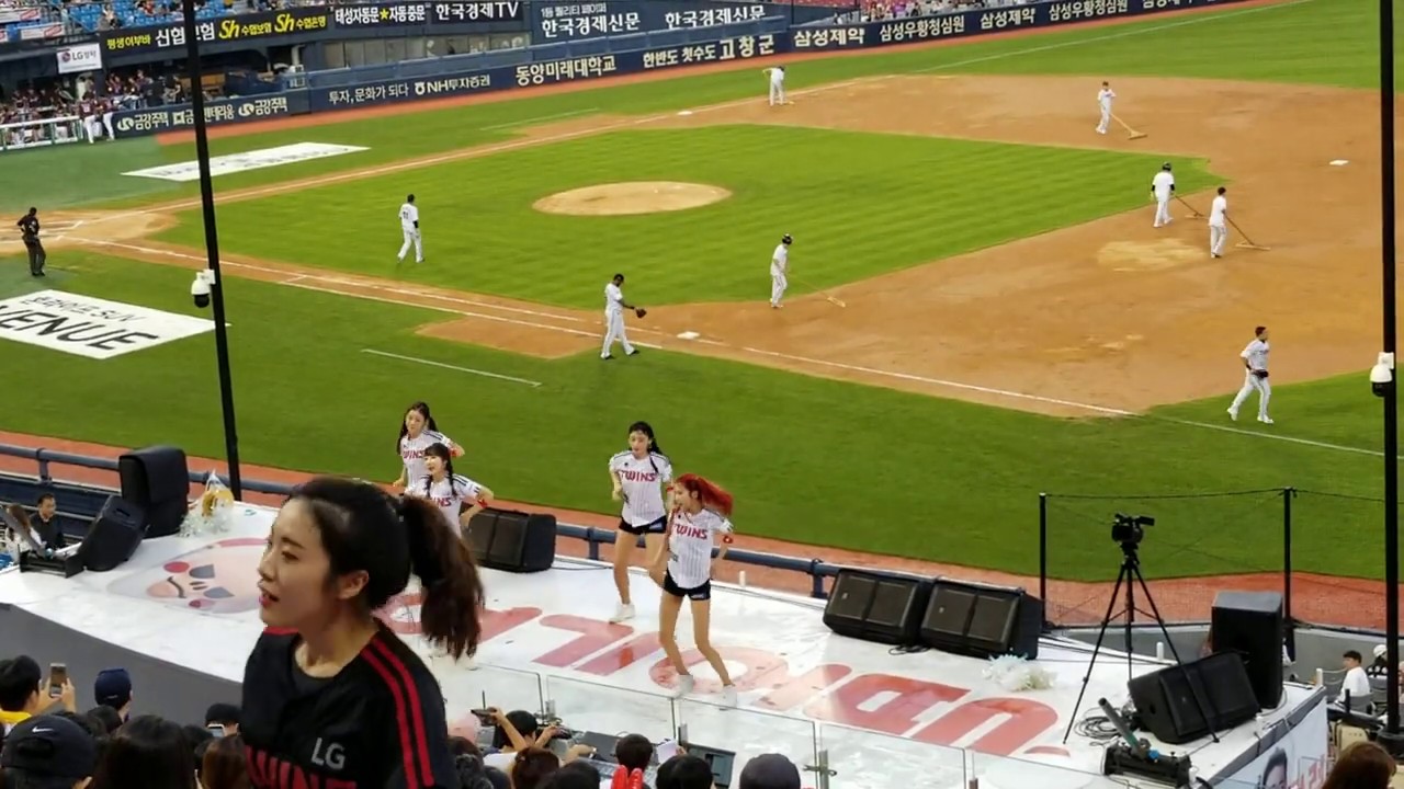 Dance The Night Away - Twice cover LG Twins Cheerleaders - YouTube