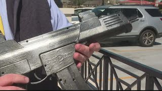 Fake guns are causing real concerns in this Georgia town screenshot 5