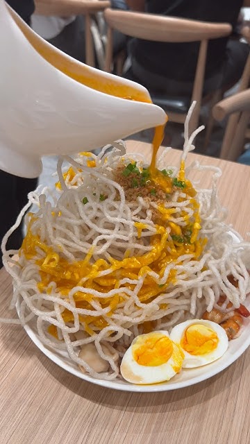 delicious-crispy-palabok-manam-eastwood-branch-youtube