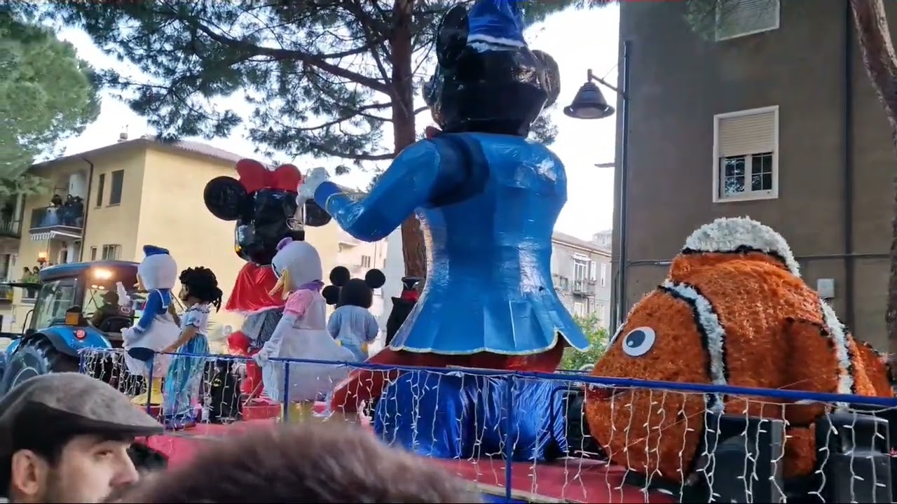 19/02/2023 SFILATA CARNEVALE DI CASTROVILLARI CS 2' PARTE