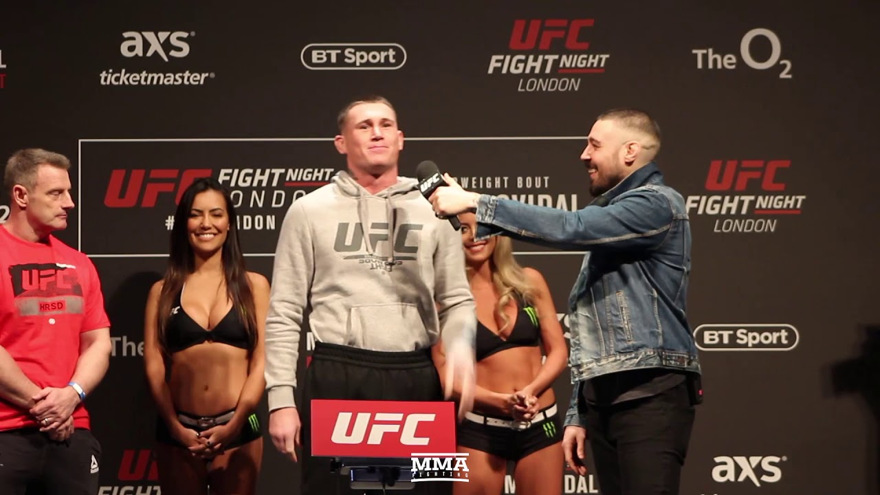 Darren Till Leads Fans on 'Sweet Caroline' Sing-Along At UFC London Weigh-Ins - MMA Fighting