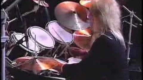 Gregg Bissonette Solo - Buddy Rich Big Band Machine