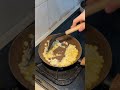 nyobain bikin bulramyeon, ternyata enak bgt gaiss samyangnya jadi ga gitu pedes!! 😋👍