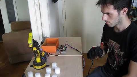 Robotic Arm Control with Arduino and Accelerometers
