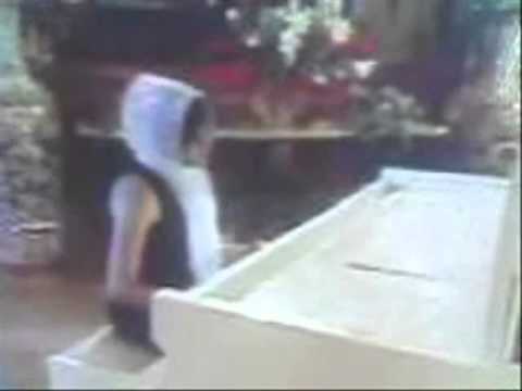 penty nur afiany feat revi mariska nasib bunga