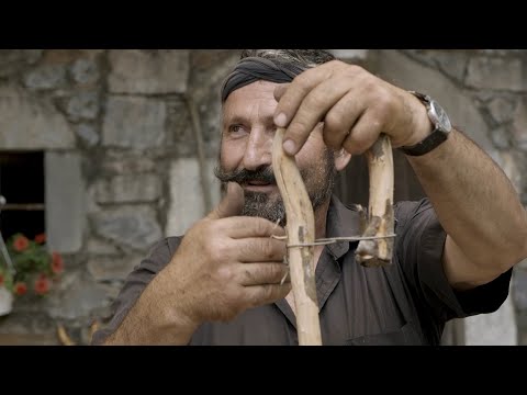 Βίντεο: Ποιος φτιάχνει μπαστούνια zildjian;