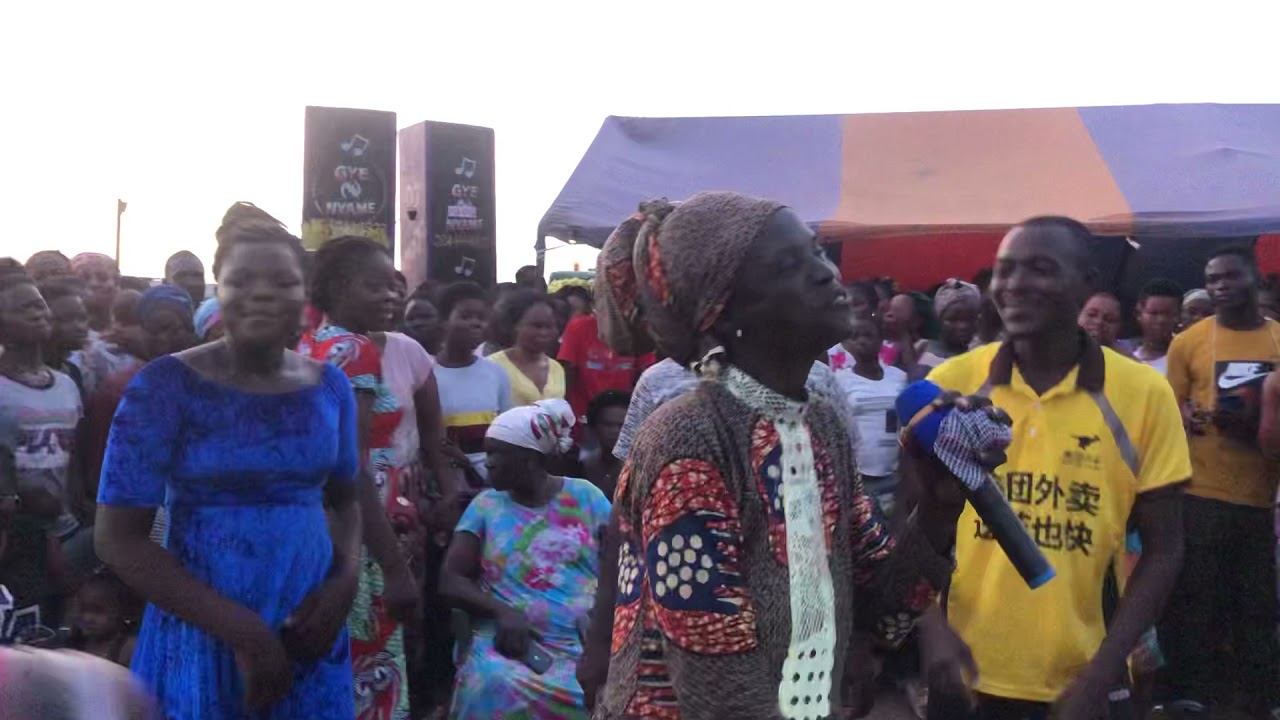 Watch how Accra folks has shown Sala love and also enjoyed her massive performance much love