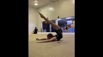 Clubs roll  l  Rhythmic Gymnastics