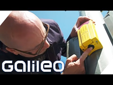 Gibt es den geheimen Ampel-Knopf wirklich? | Galileo | ProSieben