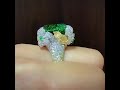 خاتم الماس مع حجر اخضر
