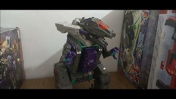 Trypticon transformation stop motion