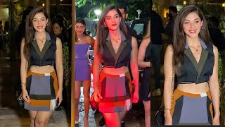 Mehreen Pirzada Gorgeous 😍 Looks In Karan Johar Welcome Party | Mehreen Pirzada | Filmi World News