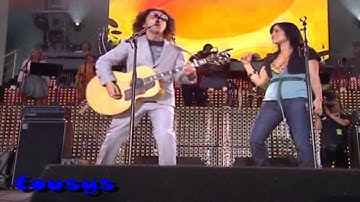 Julieta Venegas & Coti - Nada Fue un Error - Los Nº 1 de 40 principales en Concierto.