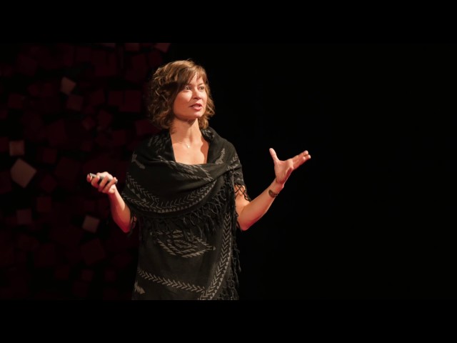 The Art of Going Viral | Niki Johnson | TEDxUWMilwaukee class=