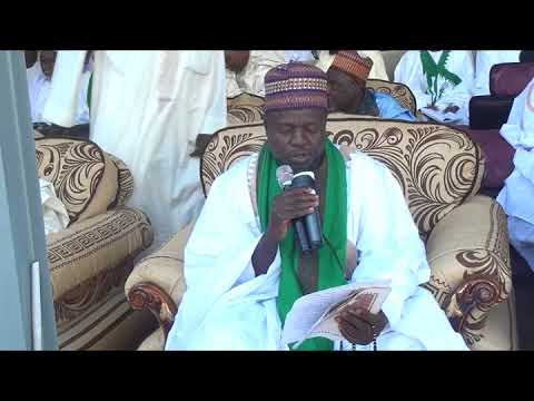 قصيدة في مدح خير البرية للشيخ ابوبكر عتيق