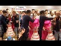Salman Khan Heart Touching Moments with His Mom-Dad at Birthday Party 2019 | Inside Family Video