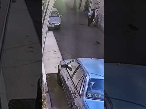 لحظه انفجار نارنجک کنار مادر دختر 