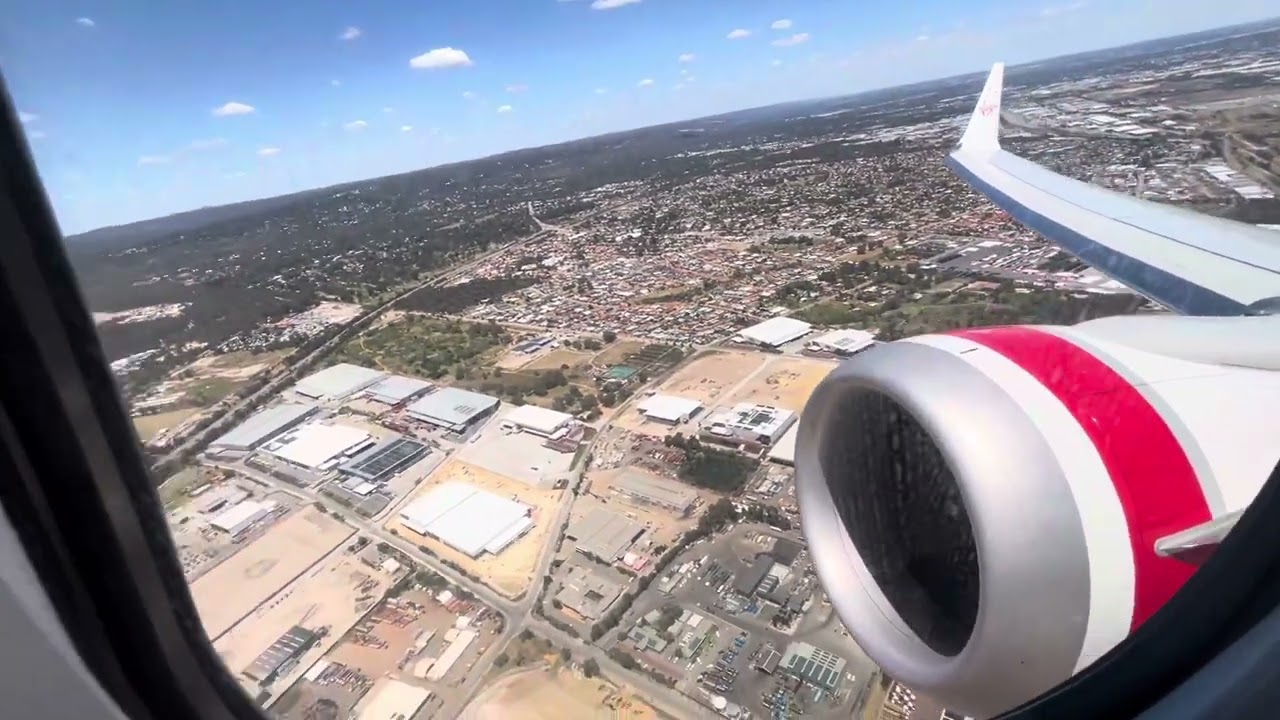 Boeing 737 MAX 8 Takeoff from Perth Airport 