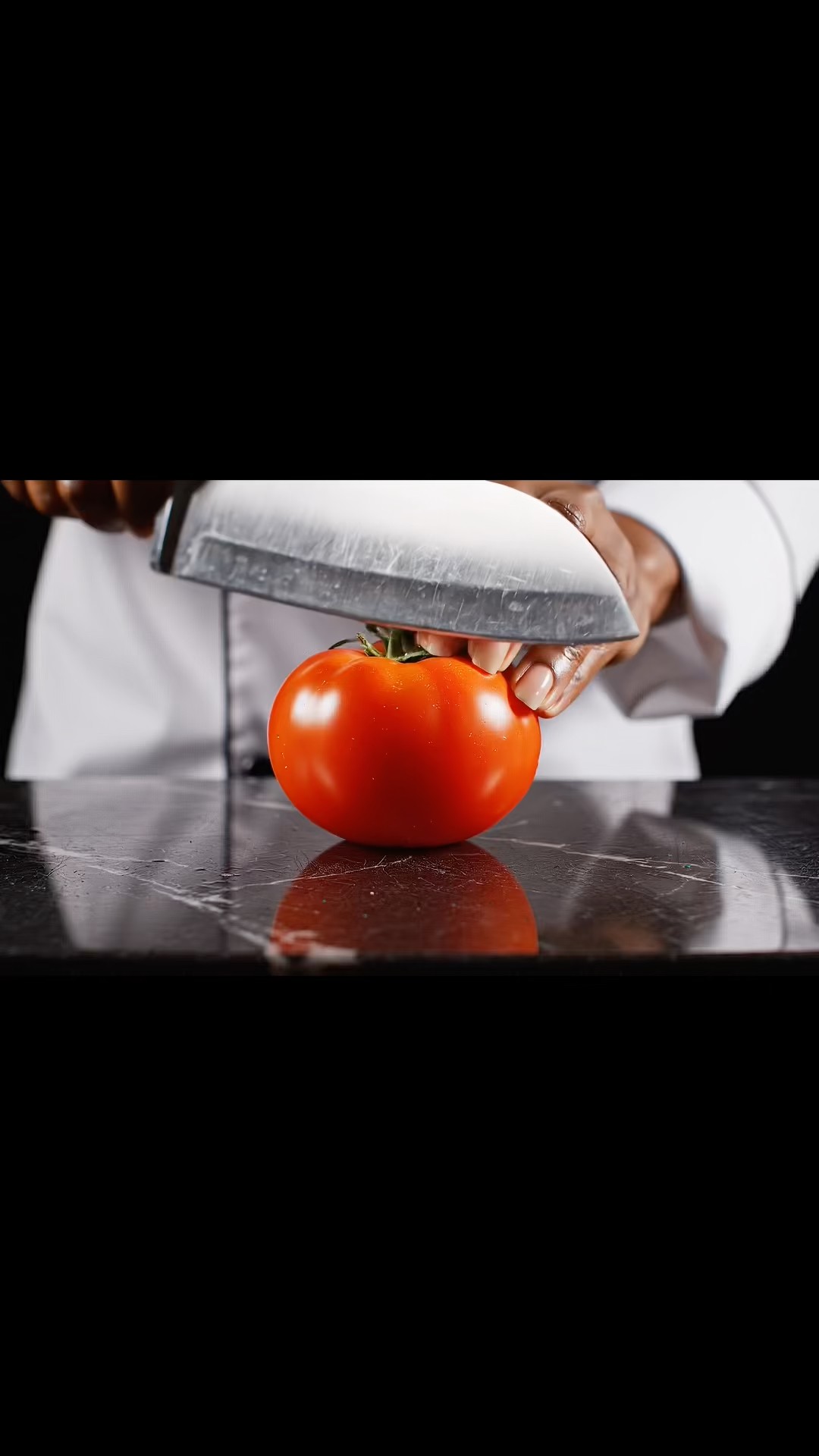 クリスタルトマトが美しすぎた💎🍅 | Slicing Juicy Crystal Tomato