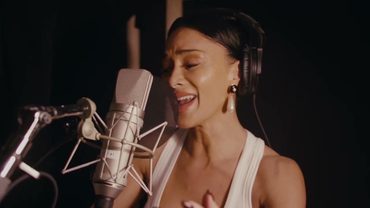 El Tango de Roxanne Official Video | Chloe Flower, Nicole Scherzinger, and Ramin Karimloo