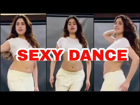 480px x 360px - Sexy Video: Janhvi Kapoor does a hot belly dance on SRK and Kareena Kapoor's  song, fans go bananas - YouTube