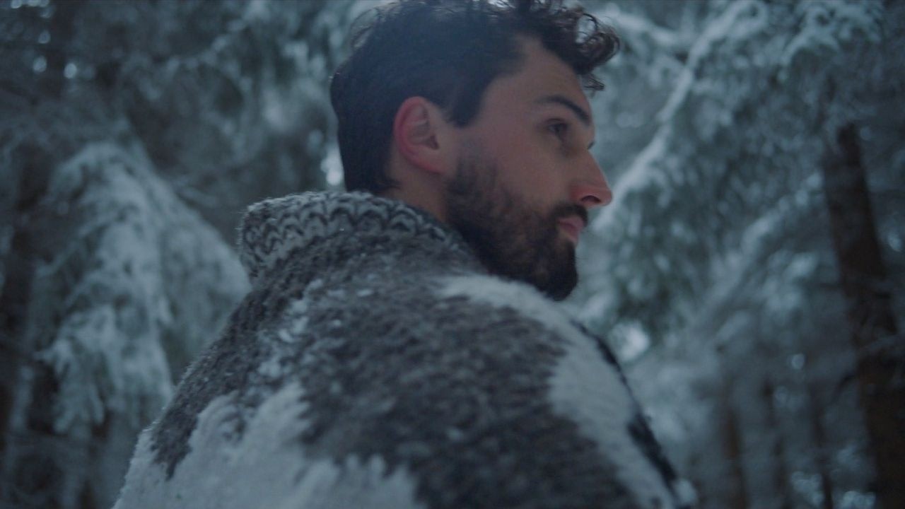 Παρακολούθηση Šimon Bilina, Robin Schenk, Richard Autner – Hej horo divoká (Official Music Video) στο YouTube Παρακολούθηση Šimon Bilina, Robin Schenk, Richard Autner – Hej horo divoká (Official Music Video) στο YouTube