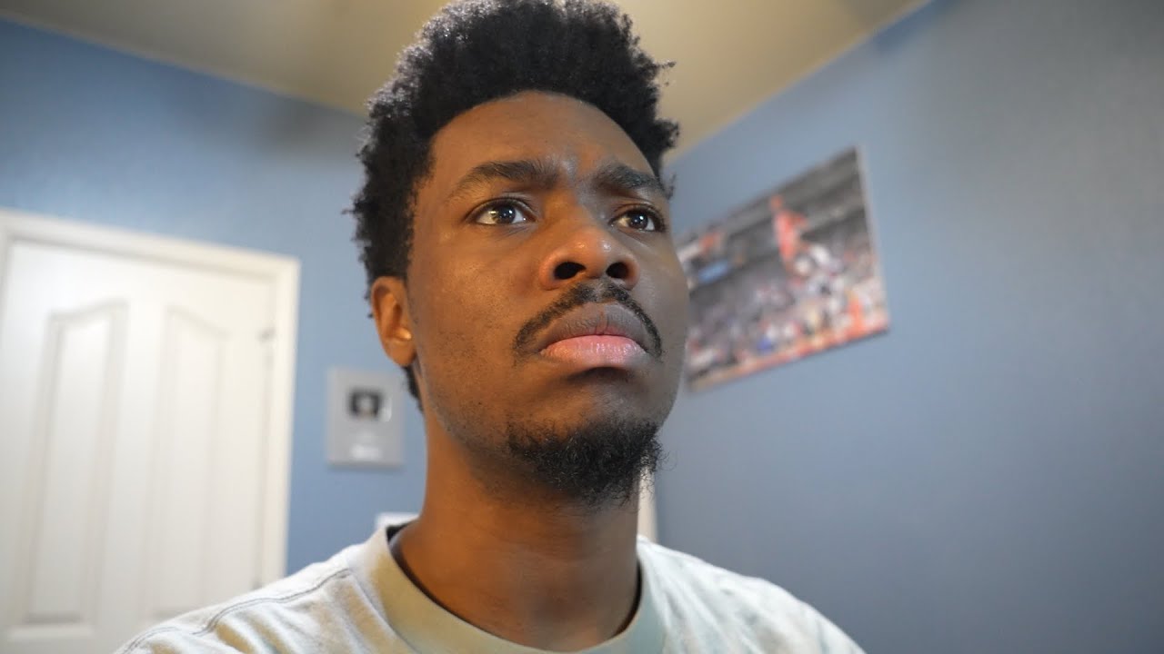 Animes With FAST Subtitles Be Like