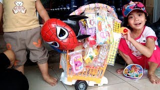 What If Yaya jadi Pedagang Mainan Keliling Cilik ? Ayo Beli Mainan Murah di Yaya