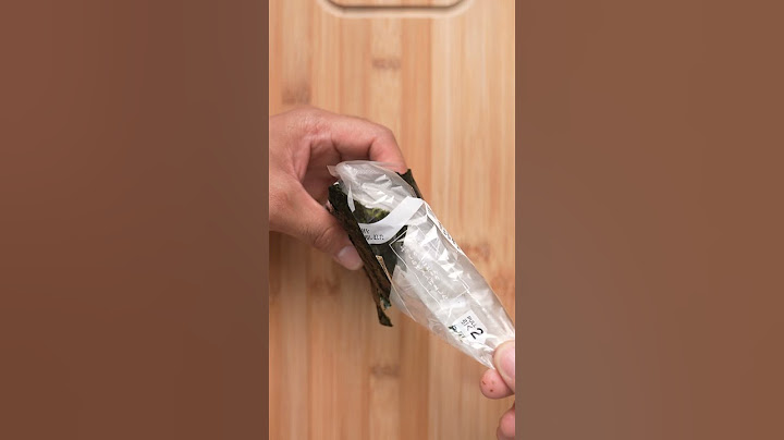 How to Open a Rice Ball (Onigiri)