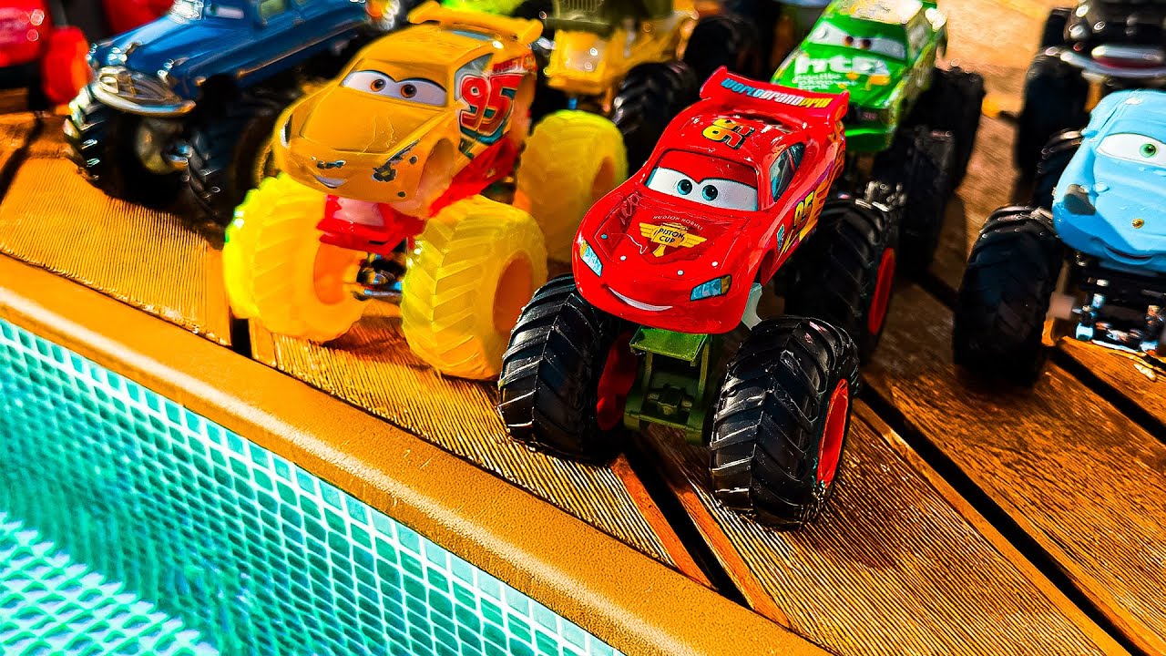 Disney Pixar Cars toys Review | Lightning McQueen, Finn McMissile, Mack, Doc Hudson,Cruz Ramirez