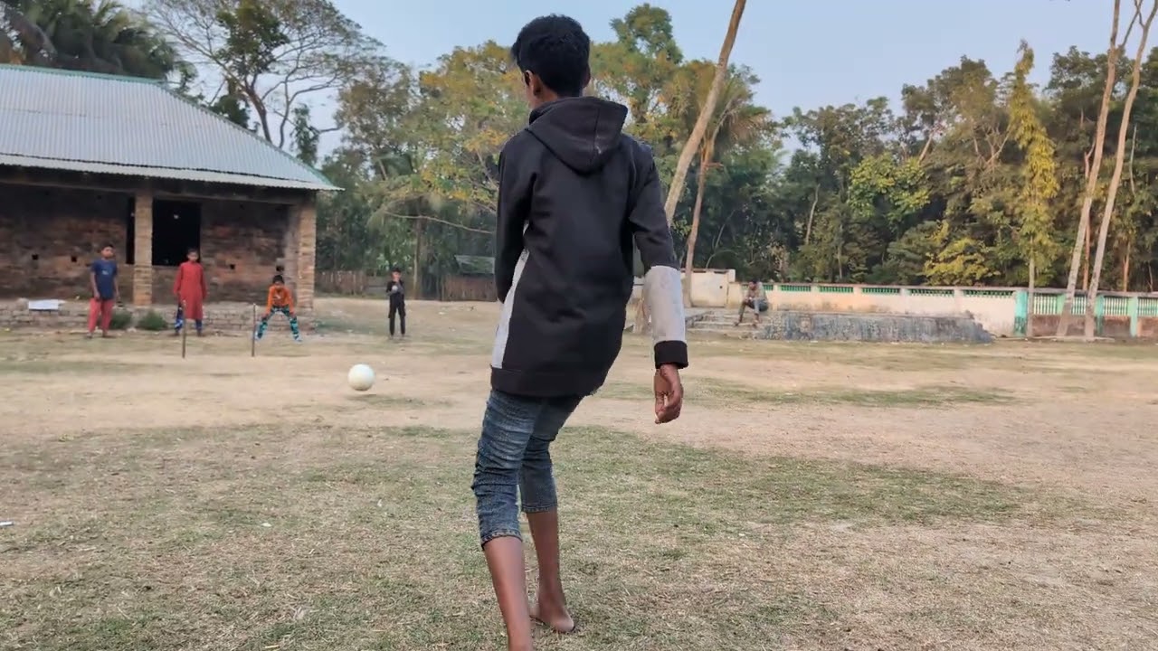 ছোট বাচ্চাদের নিয়ে মজার কিছু খেলা  …? 😱⚽⚽