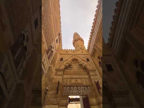 الازهر الشريف اقدم جامع في القاهرة و اول جامعة اسلامية في العالم اكسبلور Vlog Travel تاريخ