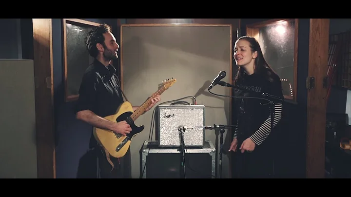 Margaret Glaspy and Julian Lage perform Best Behav...
