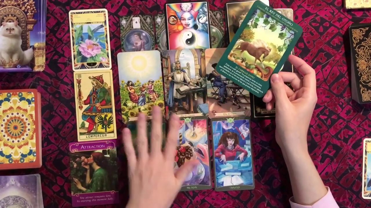 Me extraña ? Estoy en su cabeza ? Me quiere en su vida ? Tarot interactivo del amor