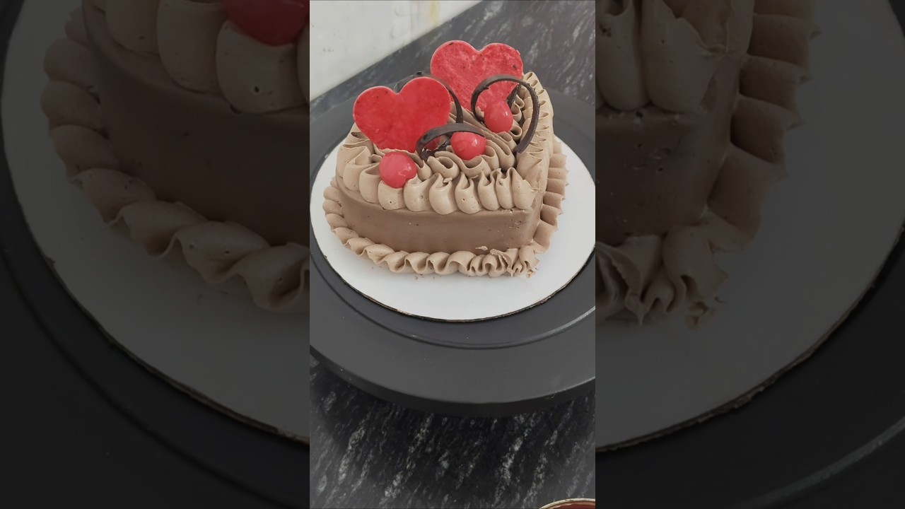 amazing heart shape chocolate cake decorating ideas #heartshapecake #shortfeed #ytshorts #viralvideo