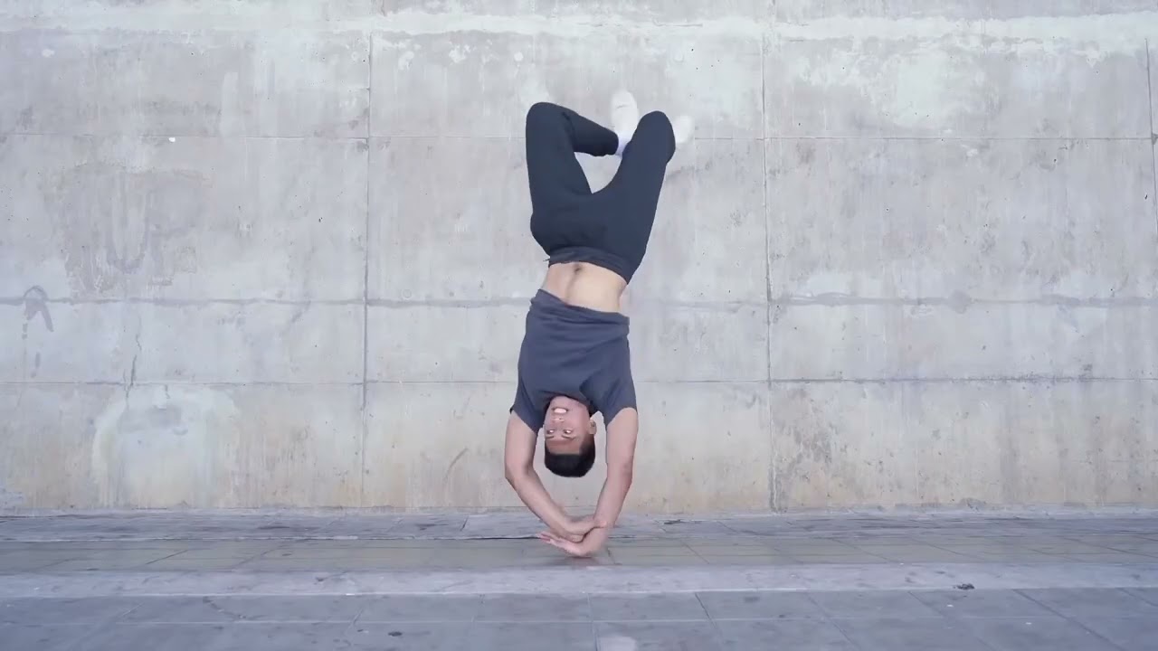 BREAKDANCE