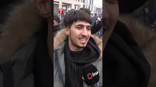 Beşar Esad Ülkeyi Terk Edince Suriyeliler Kutlama Yaptı