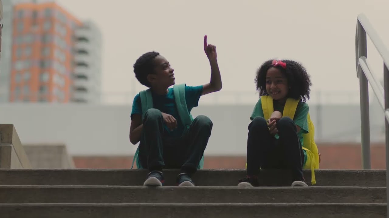 Load video: Humanitas