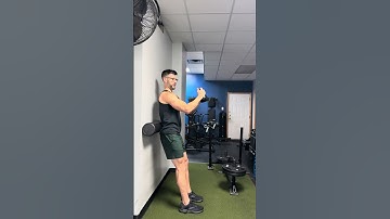 Goblet Hack Squat w Foam Roller HD