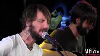 Band Of Horses "Laredo" LIVE Acoustic chords