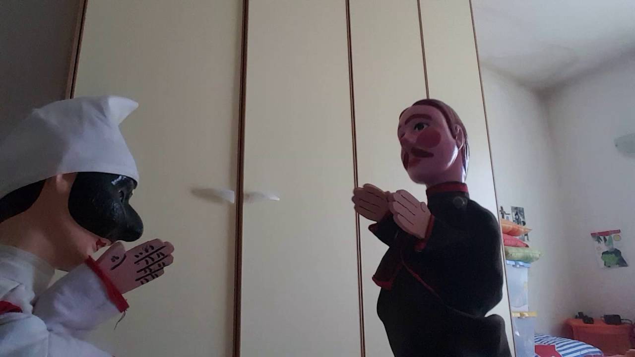 PULCINELLA FA IL BARBIERE