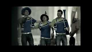 Xperia U - Wear Your Color - Ad