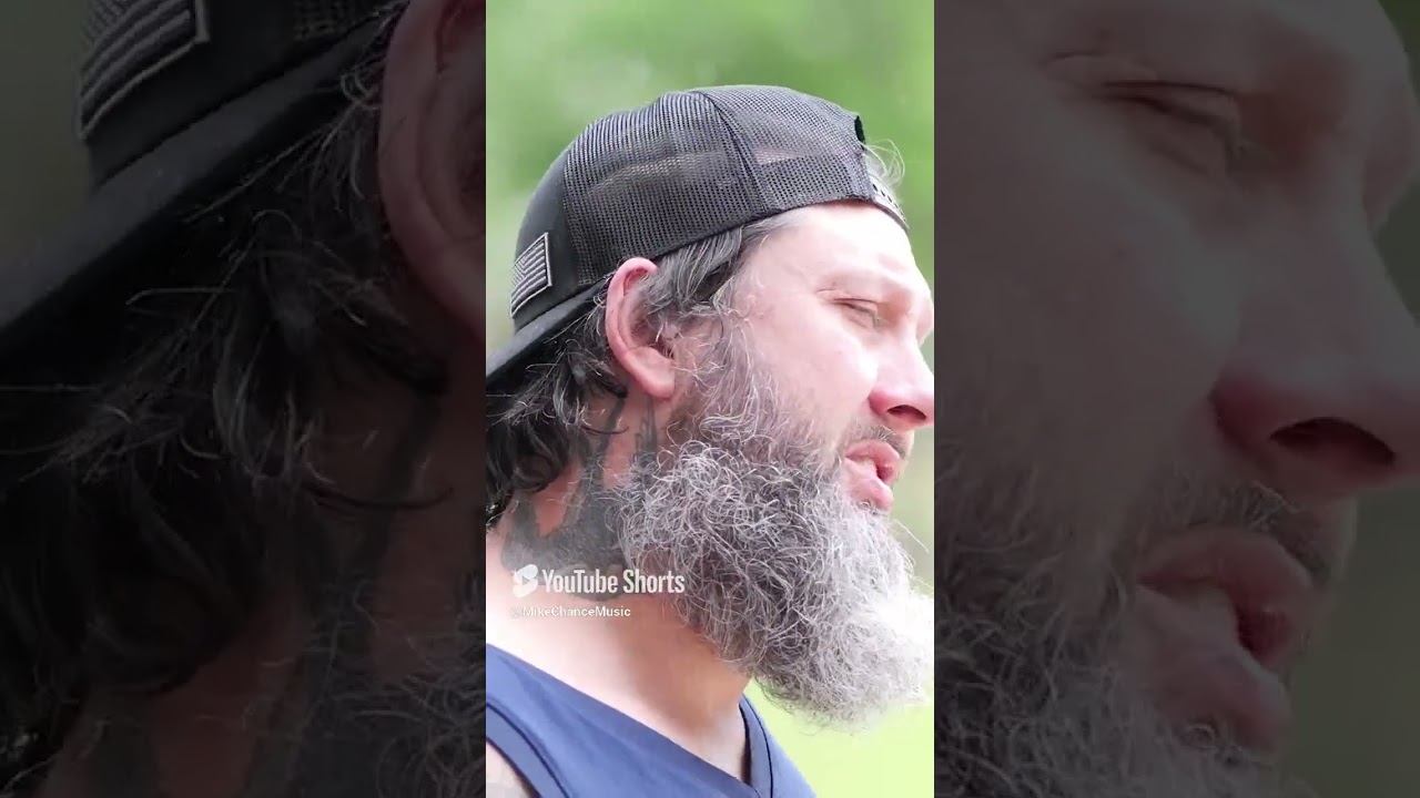 He sounds just like Chris Stapleton. 