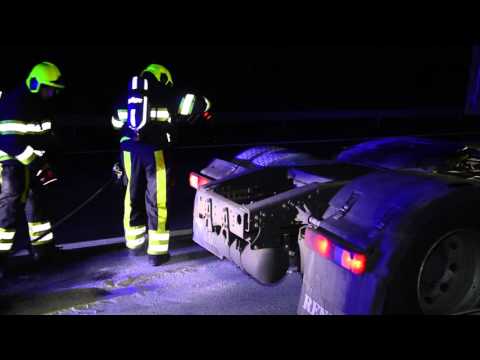 Vrachtautobrand A73 Belfeld 4-12-2015