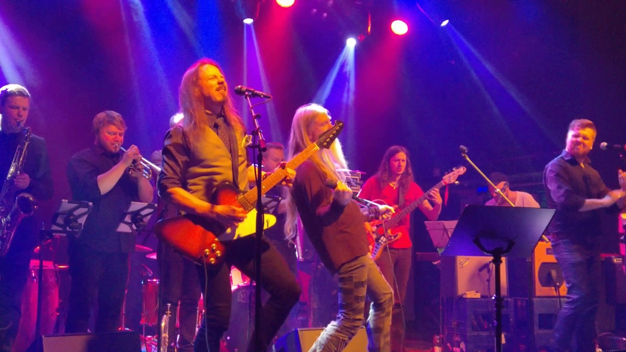 TUOMAS WÄINÖLÄ feat.Marco Hietala - Keep Playin' That Rock 'n' Roll