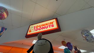 Elinor and Friends At Dunkin Donuts In Stop & Shop? White Plains NY Episode 1411