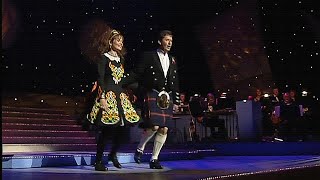 Daniel O'Donnell & Mary Duff - Old Fashioned Dance: Shoe The Donkey / Hornpipe / Boys Of Bluehill