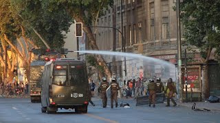 Protests in Chile spread into wealthy Santiago neigborhoods | AFP