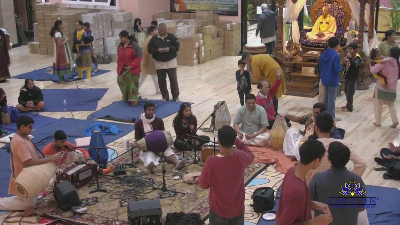 beautycon 6 Hour Kirtan Christmas Program