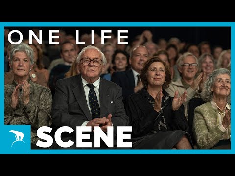 ONE LIFE I Første scene
